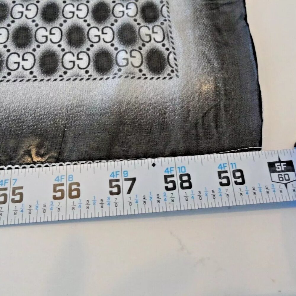 NEW AUTHENTIC RARE 2024 GUCCI 100% SILK SCARF SCARVE BLACK WHITE 60"X20" - Picture 8 of 16